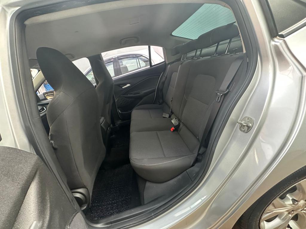 CHEVROLET Onix Sedan - Foto