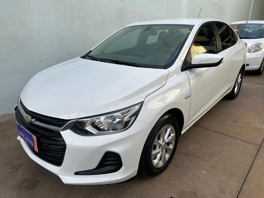 CHEVROLET Onix Sedan - Foto