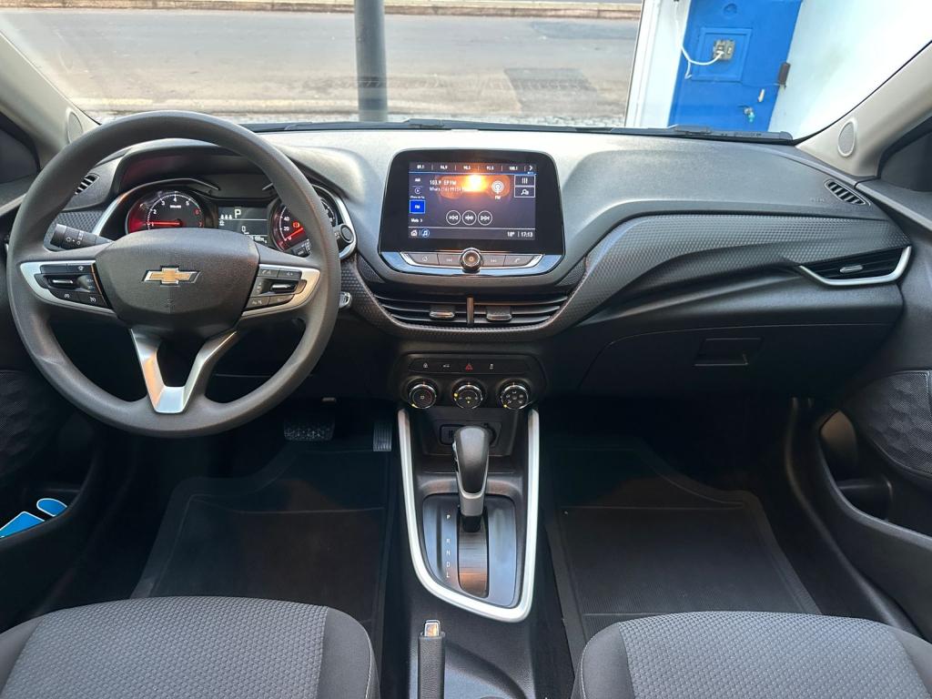 CHEVROLET Onix Sedan - Foto