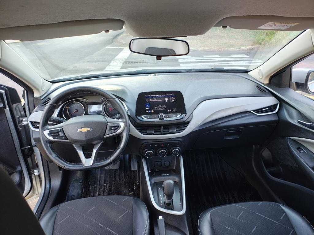 CHEVROLET Onix Sedan - Foto