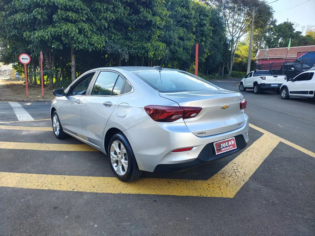 CHEVROLET Onix Sedan - Foto