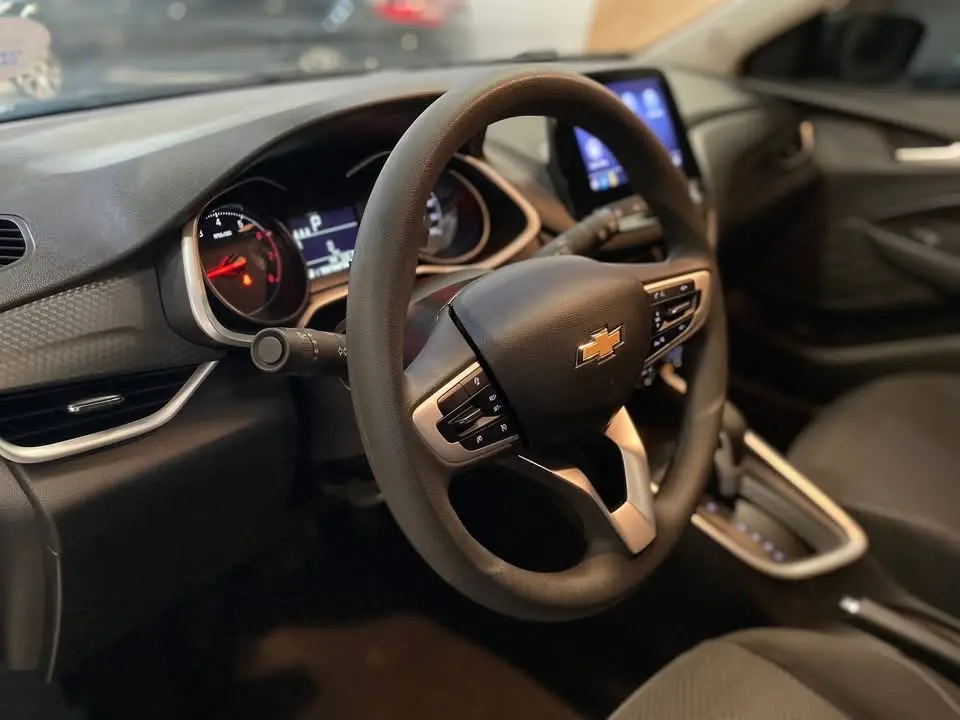 CHEVROLET Onix Sedan - Foto