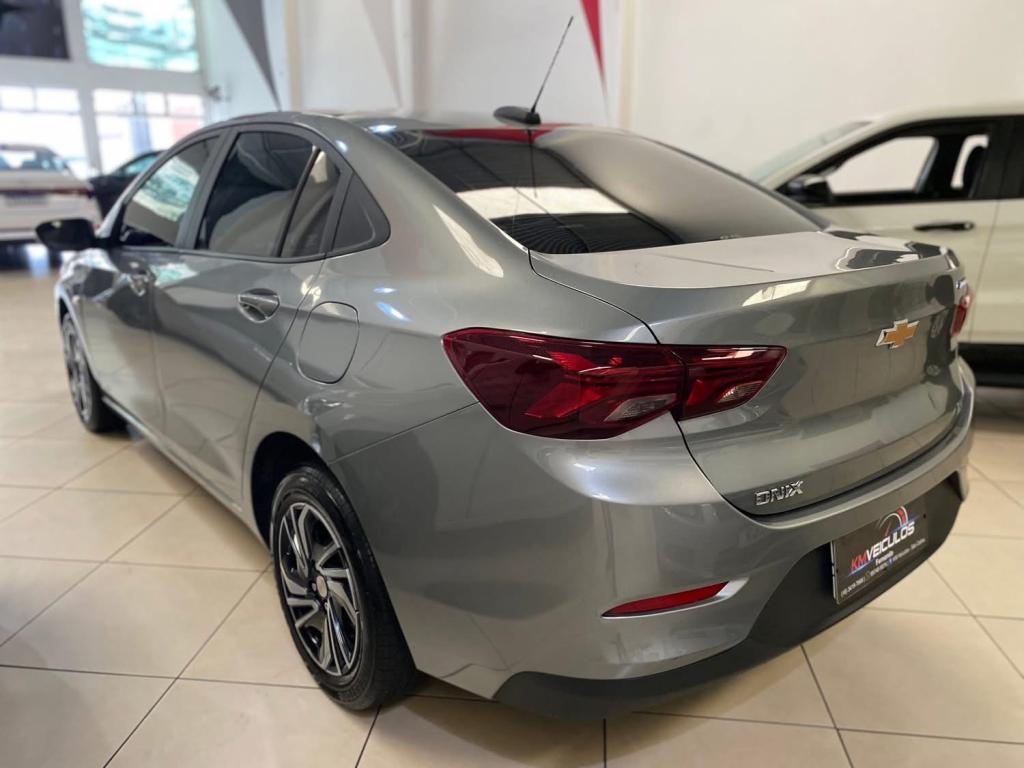 CHEVROLET Onix Sedan - Foto