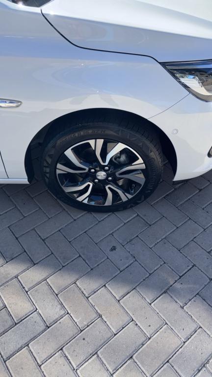 CHEVROLET Onix Sedan - Foto