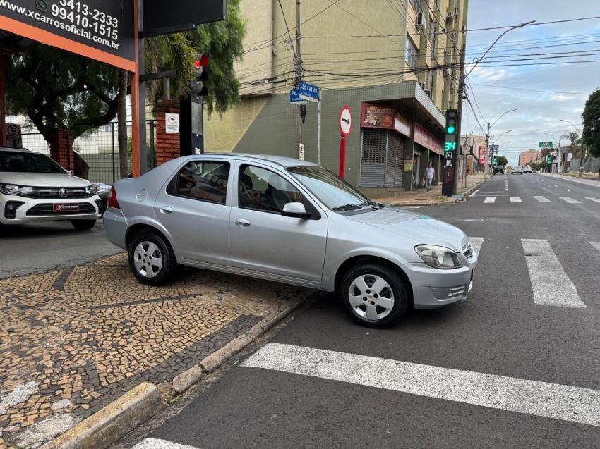 CHEVROLET Prisma