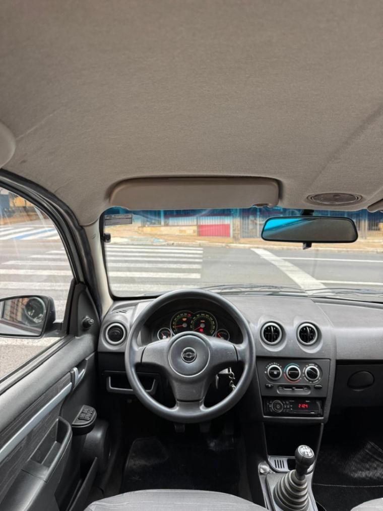 CHEVROLET Prisma - Foto