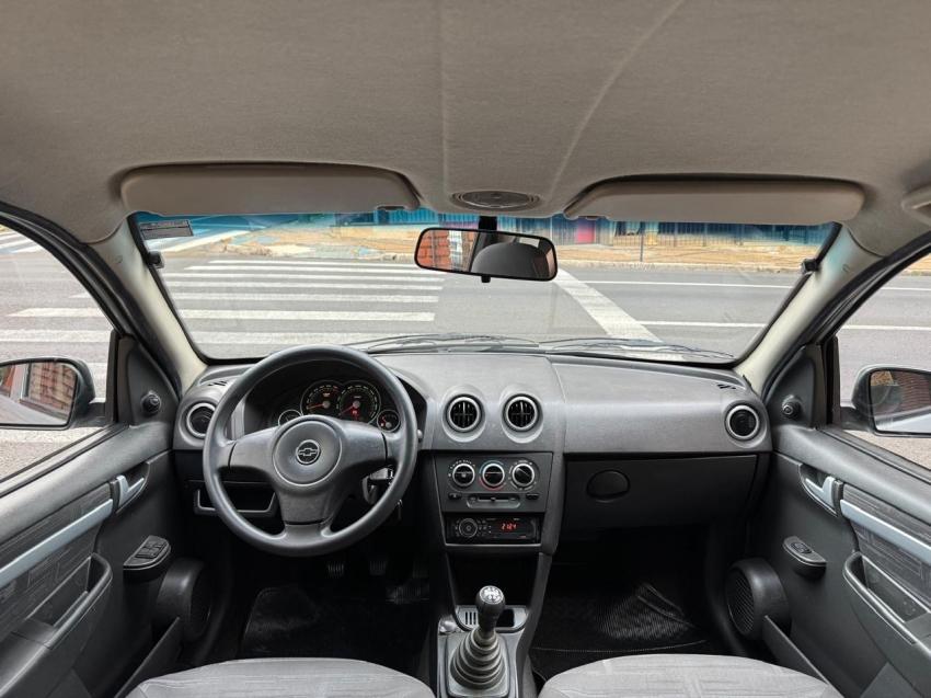 CHEVROLET Prisma - Foto