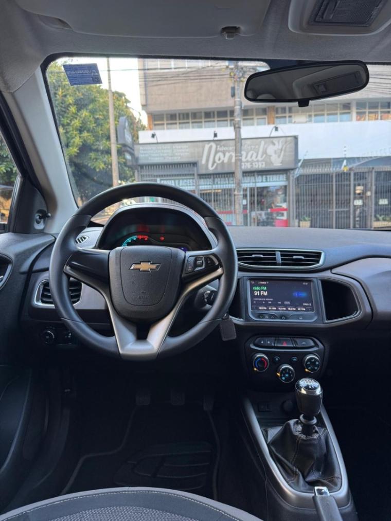 CHEVROLET Prisma - Foto