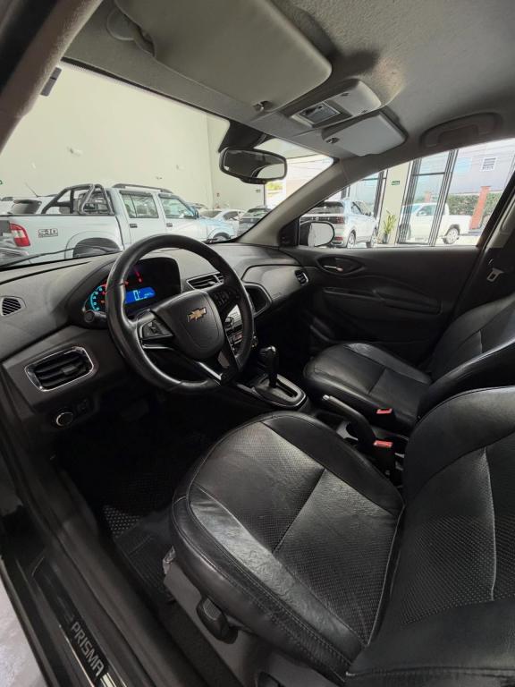 CHEVROLET Prisma - Foto