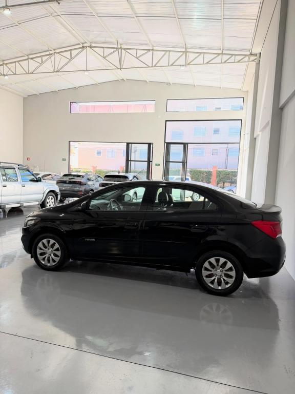 CHEVROLET Prisma - Foto