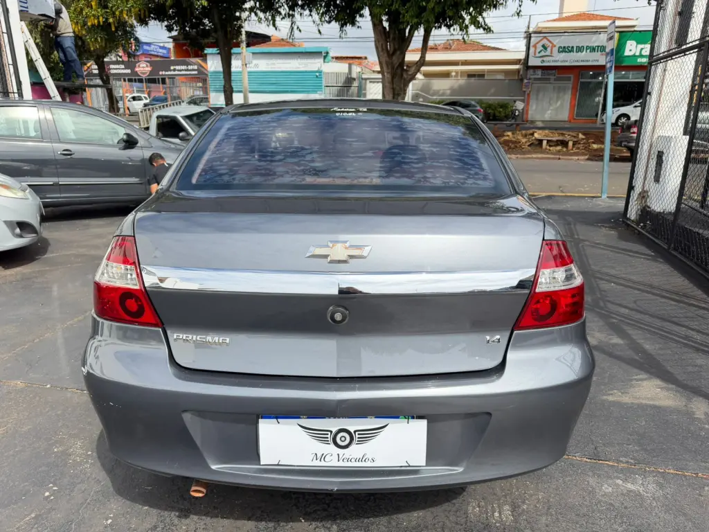 CHEVROLET Prisma - Foto