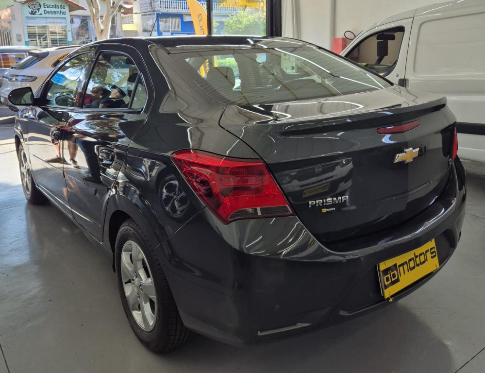 CHEVROLET Prisma - Foto