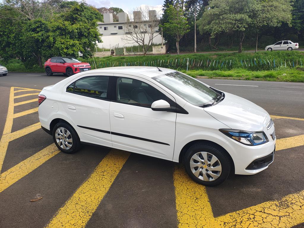 CHEVROLET Prisma - Foto
