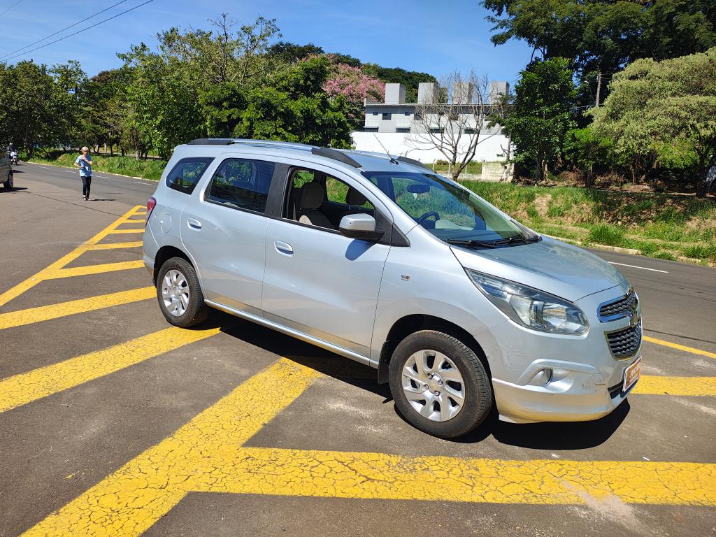 CHEVROLET Spin - Foto