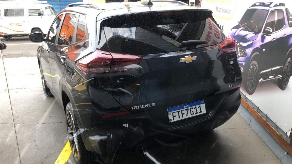 CHEVROLET Tracker - Foto