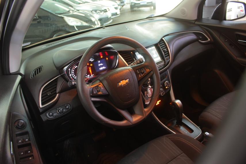 CHEVROLET Tracker - Foto