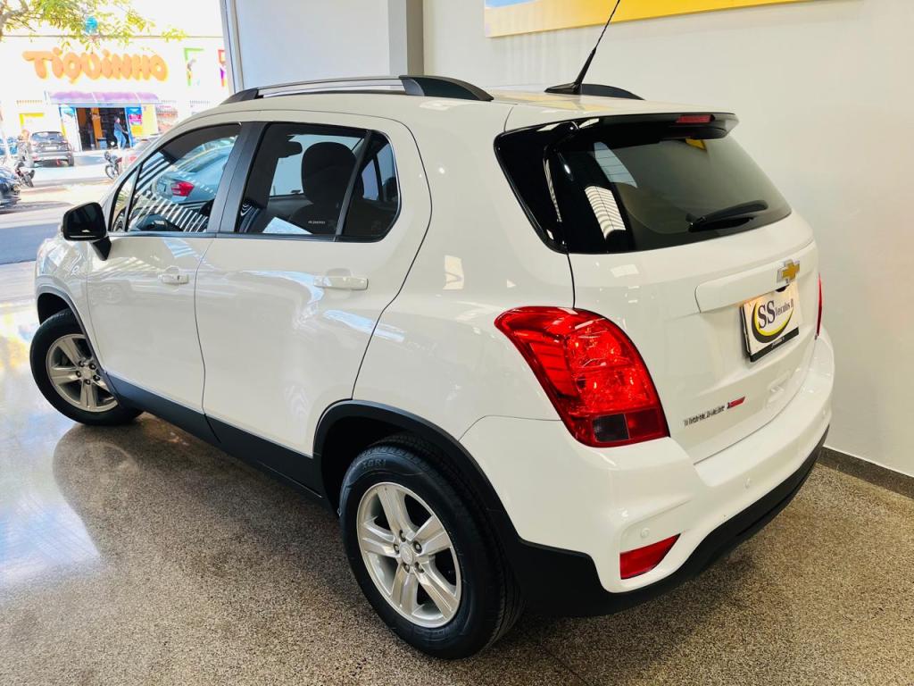 CHEVROLET Tracker - Foto