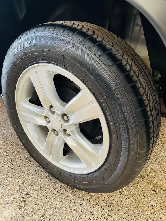 CHEVROLET Tracker - Foto