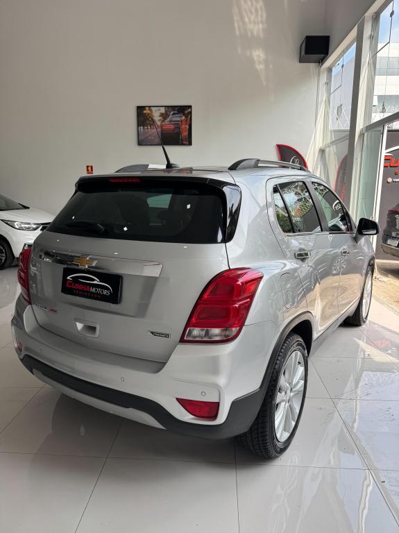 CHEVROLET Tracker - Foto