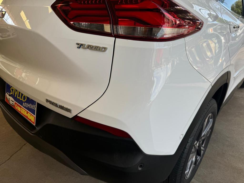 CHEVROLET Tracker - Foto