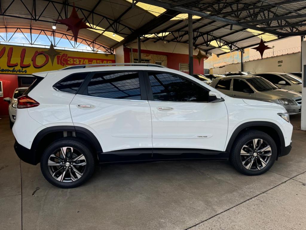 CHEVROLET Tracker - Foto