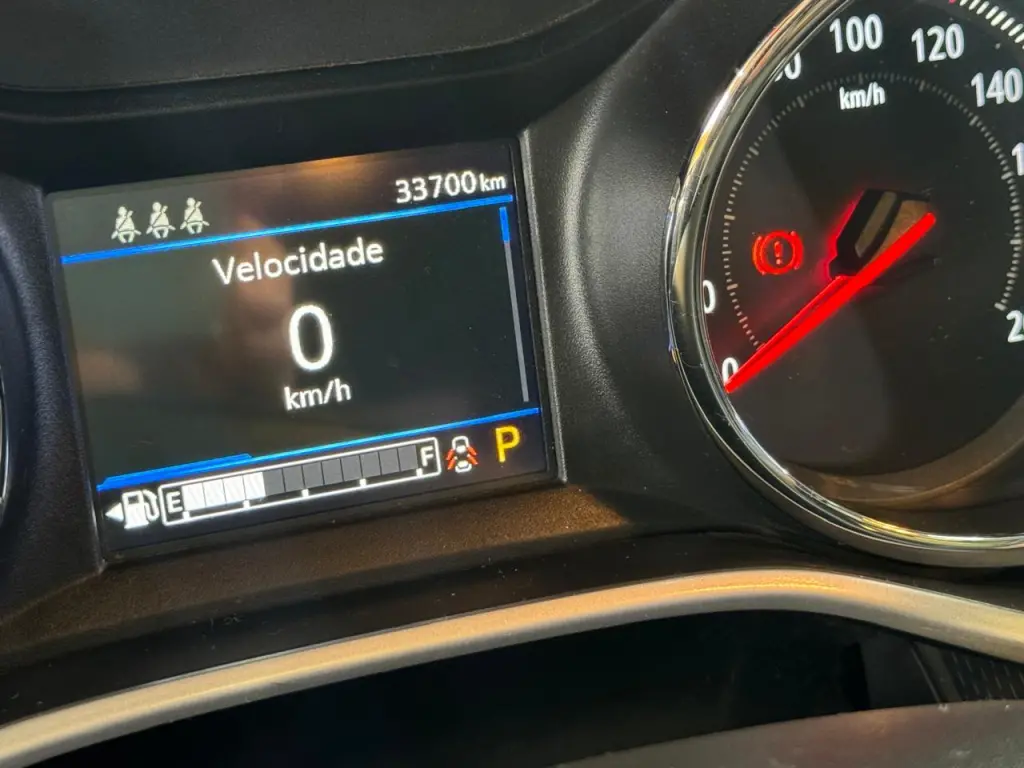 CHEVROLET Tracker - Foto