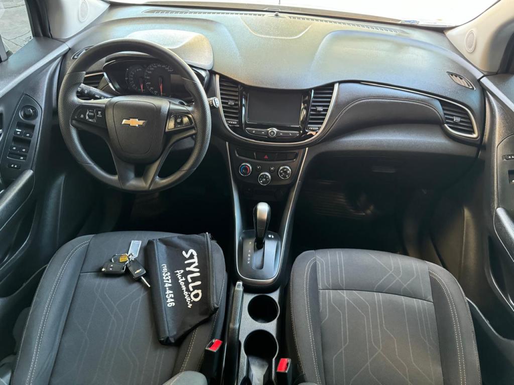 CHEVROLET Tracker - Foto