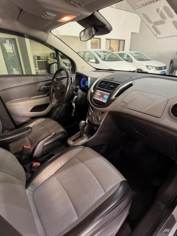 CHEVROLET Tracker - Foto