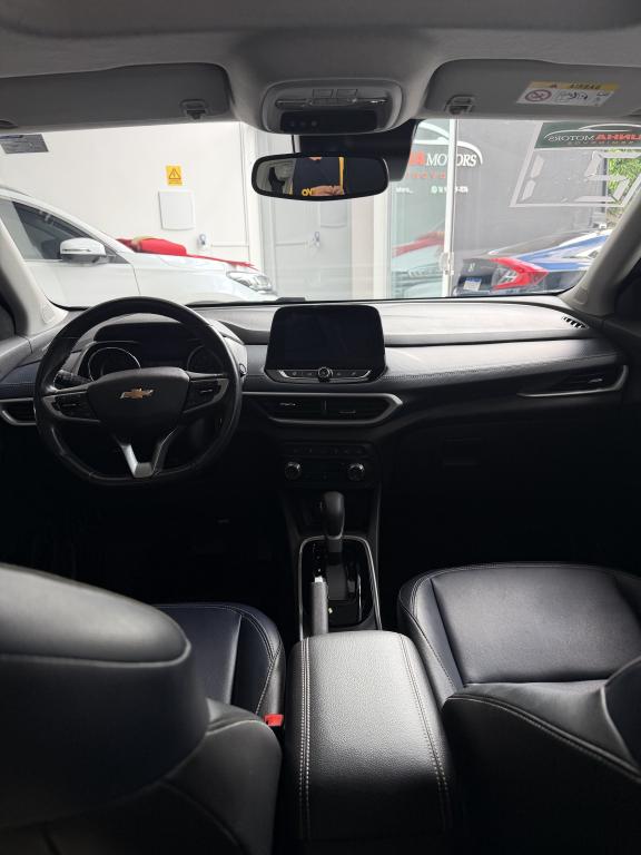 CHEVROLET Tracker - Foto