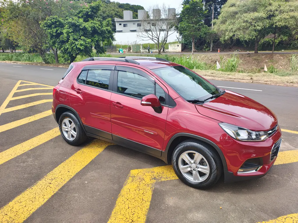 CHEVROLET Tracker - Foto