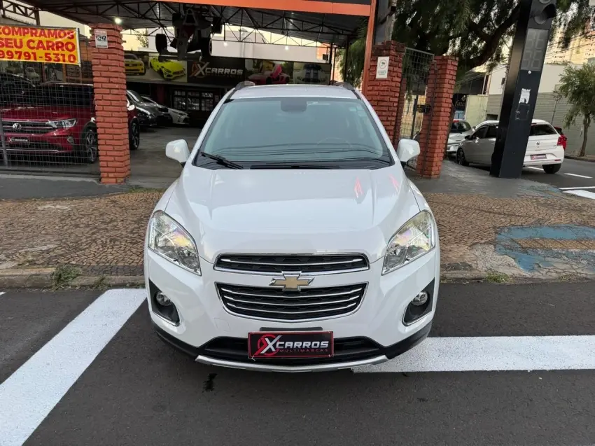CHEVROLET Tracker - Foto