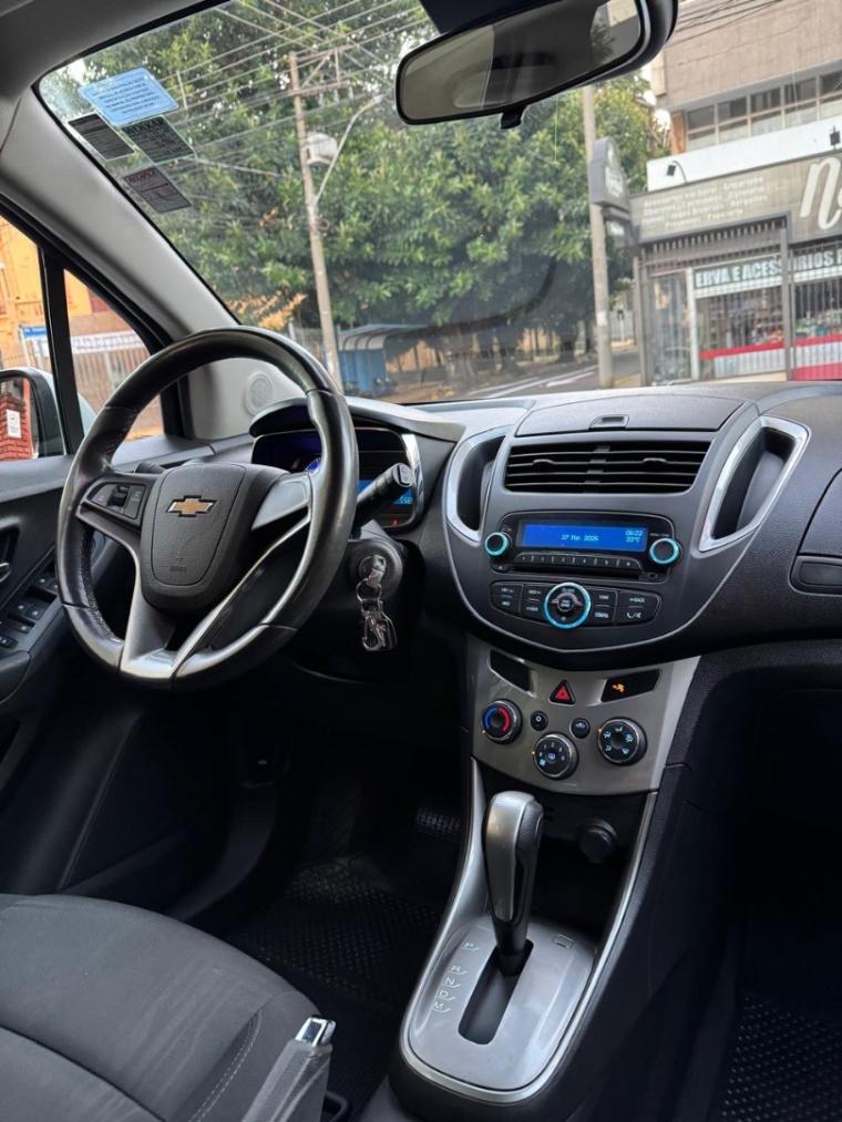 CHEVROLET Tracker - Foto