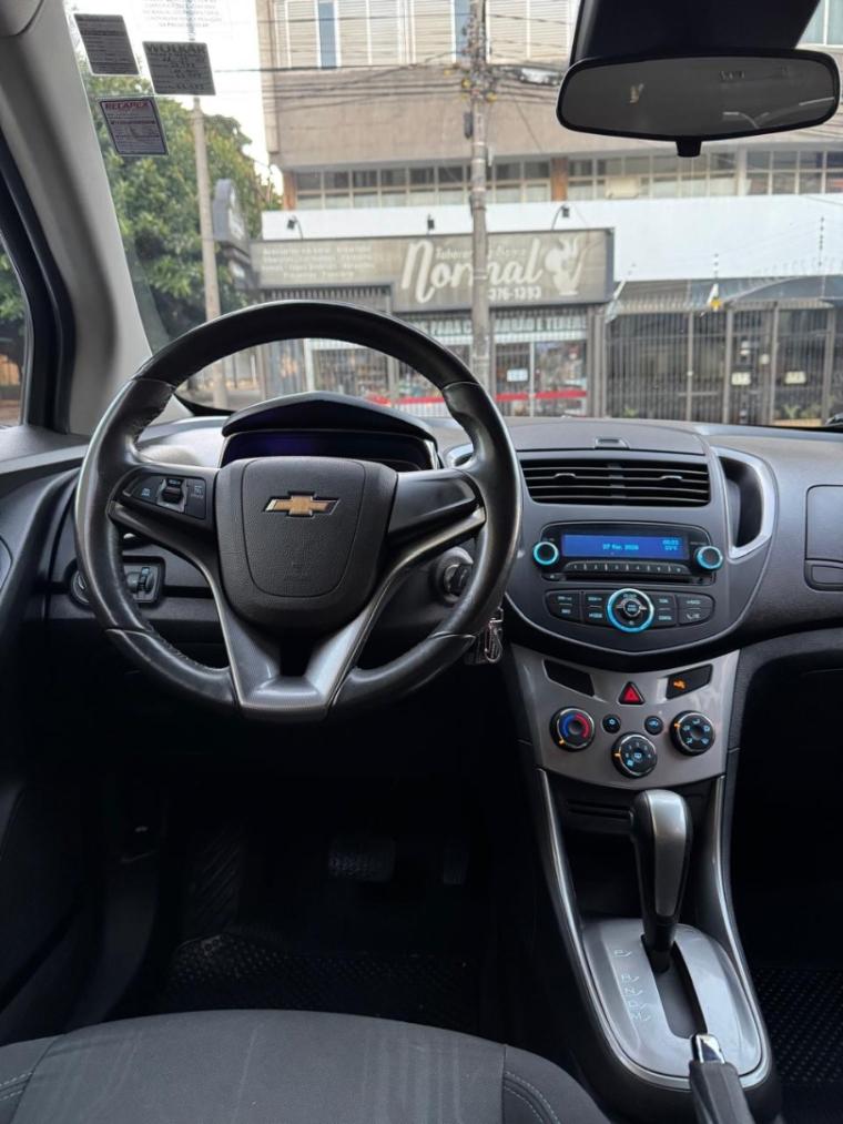 CHEVROLET Tracker - Foto