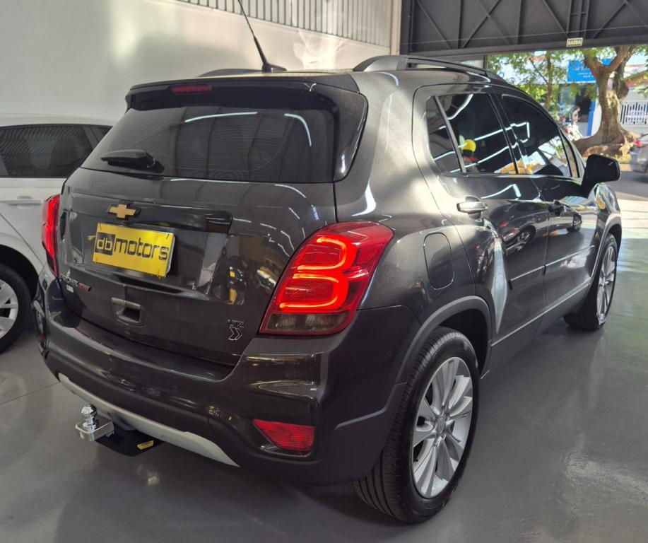 CHEVROLET Tracker - Foto