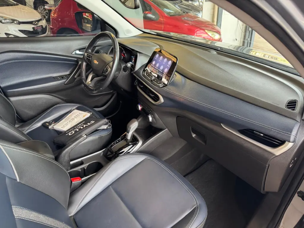 CHEVROLET Tracker - Foto