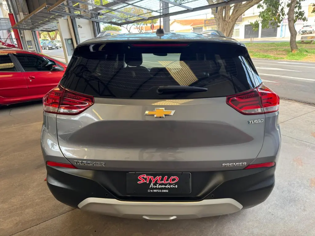 CHEVROLET Tracker - Foto