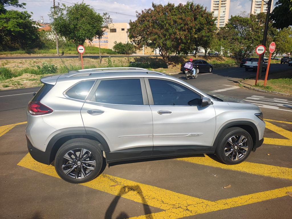 CHEVROLET Tracker - Foto