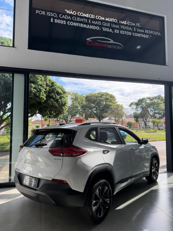 CHEVROLET Tracker - Foto