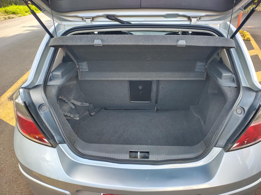CHEVROLET Vectra Hatch - Foto