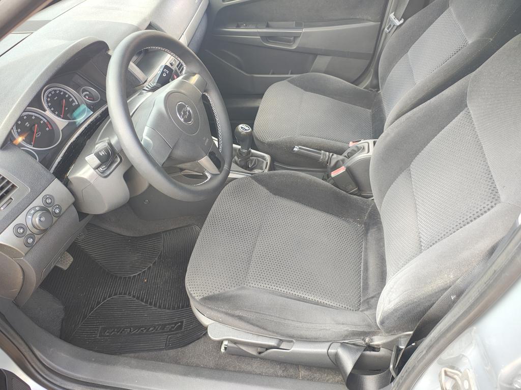CHEVROLET Vectra Hatch - Foto