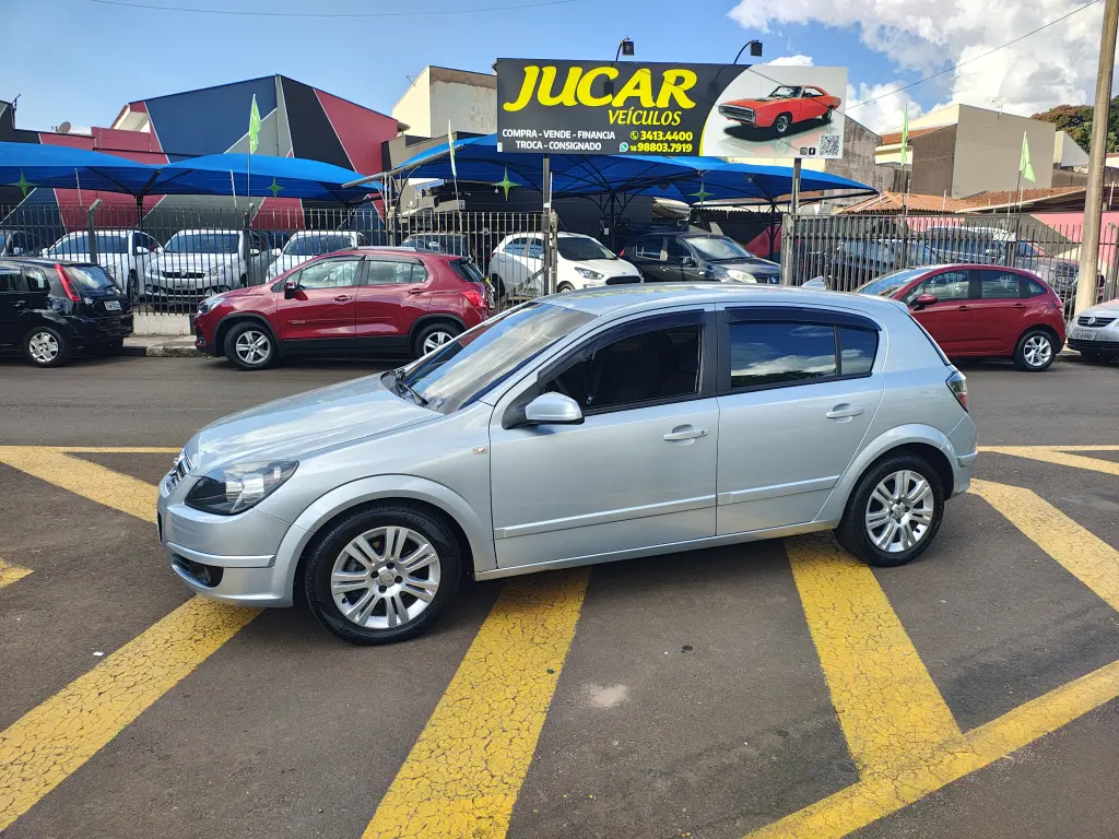 CHEVROLET Vectra Hatch - Foto