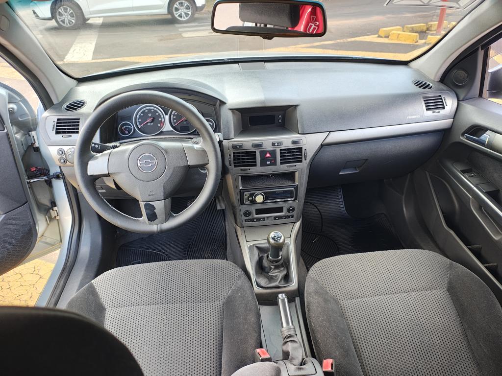 CHEVROLET Vectra Hatch - Foto