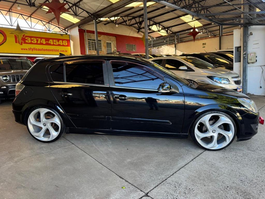 CHEVROLET Vectra Hatch - Foto