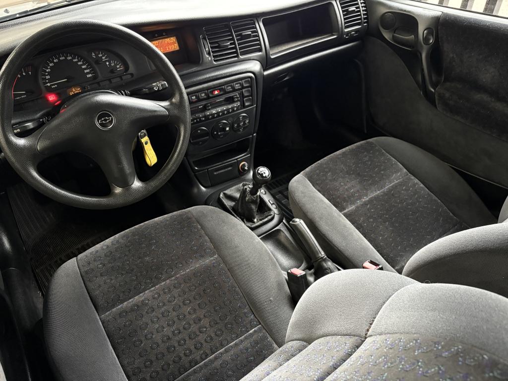 CHEVROLET Vectra Sedan - Foto