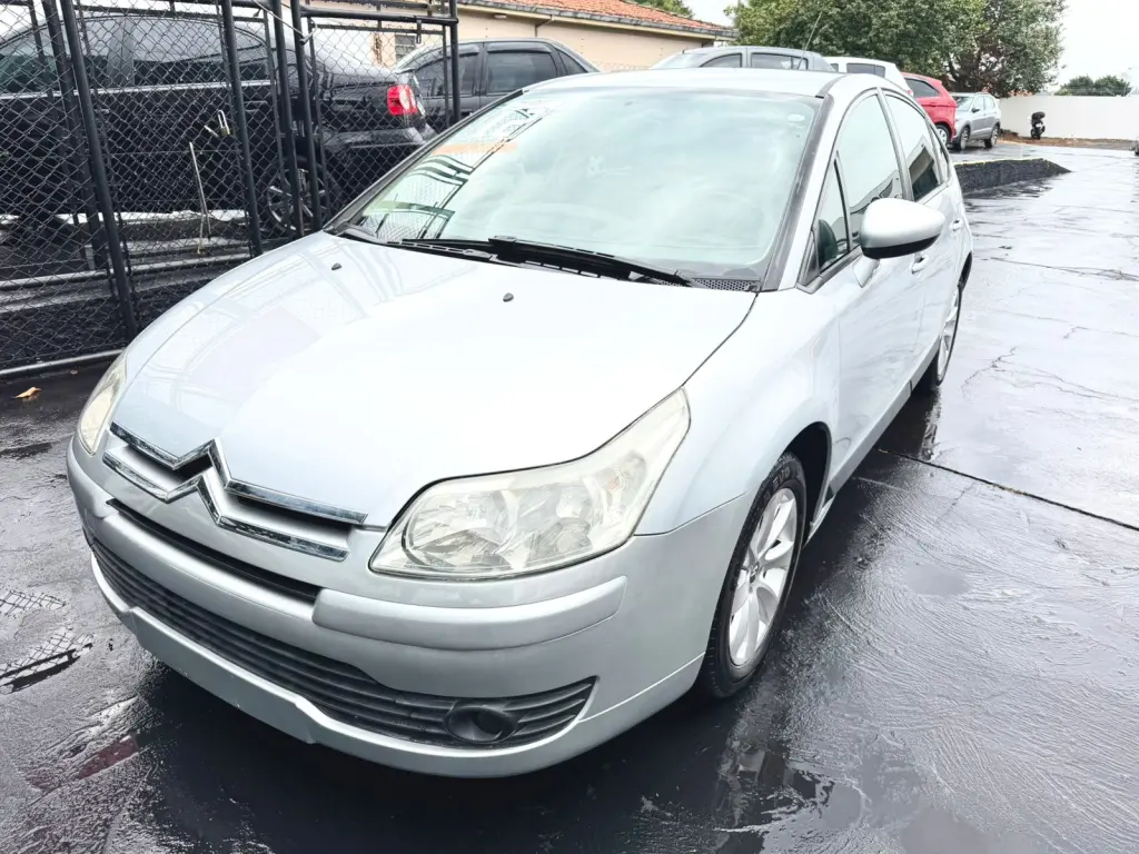 CITROEN C4 Hatch - Foto
