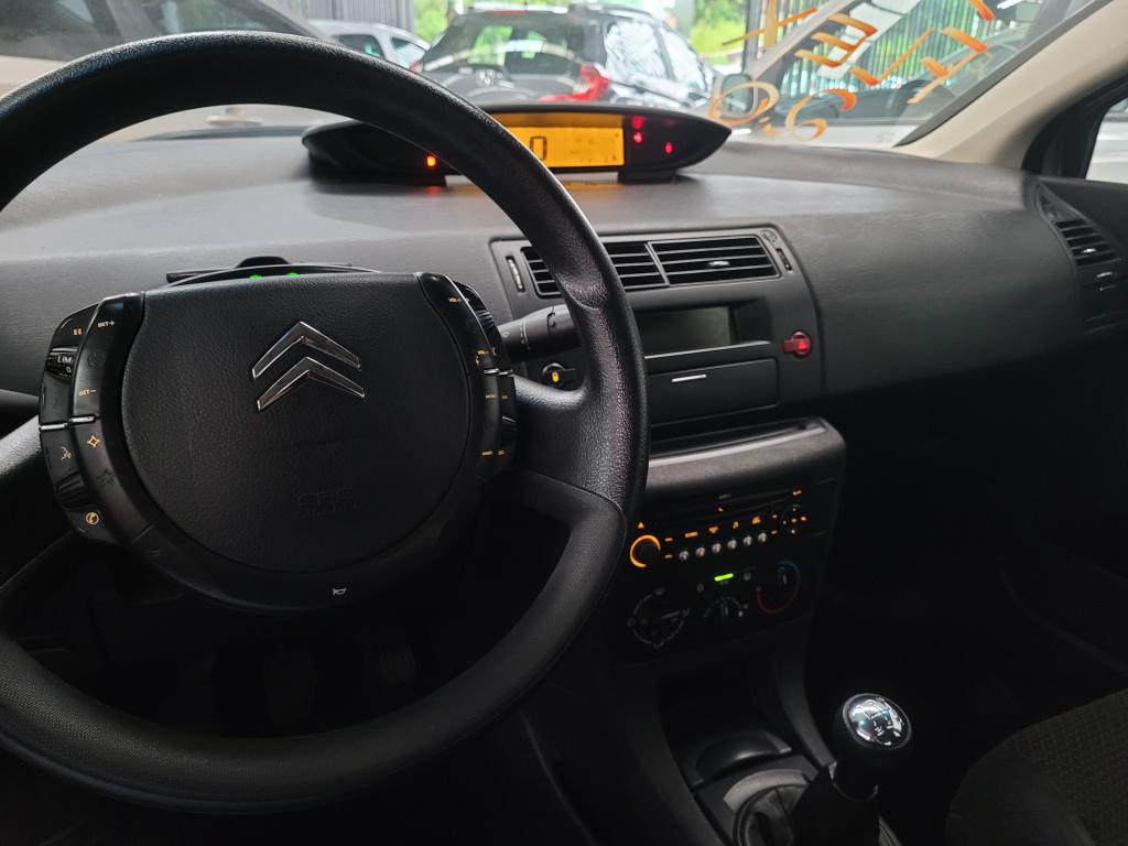 CITROEN C4 Sedan - Foto