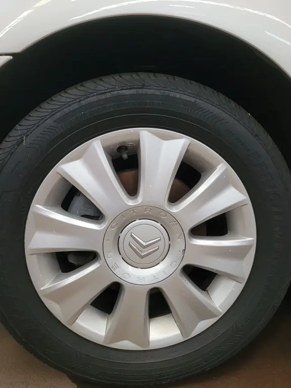 CITROEN C4 Sedan - Foto