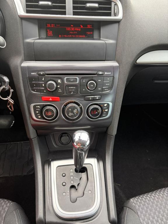 CITROEN C4 Sedan - Foto