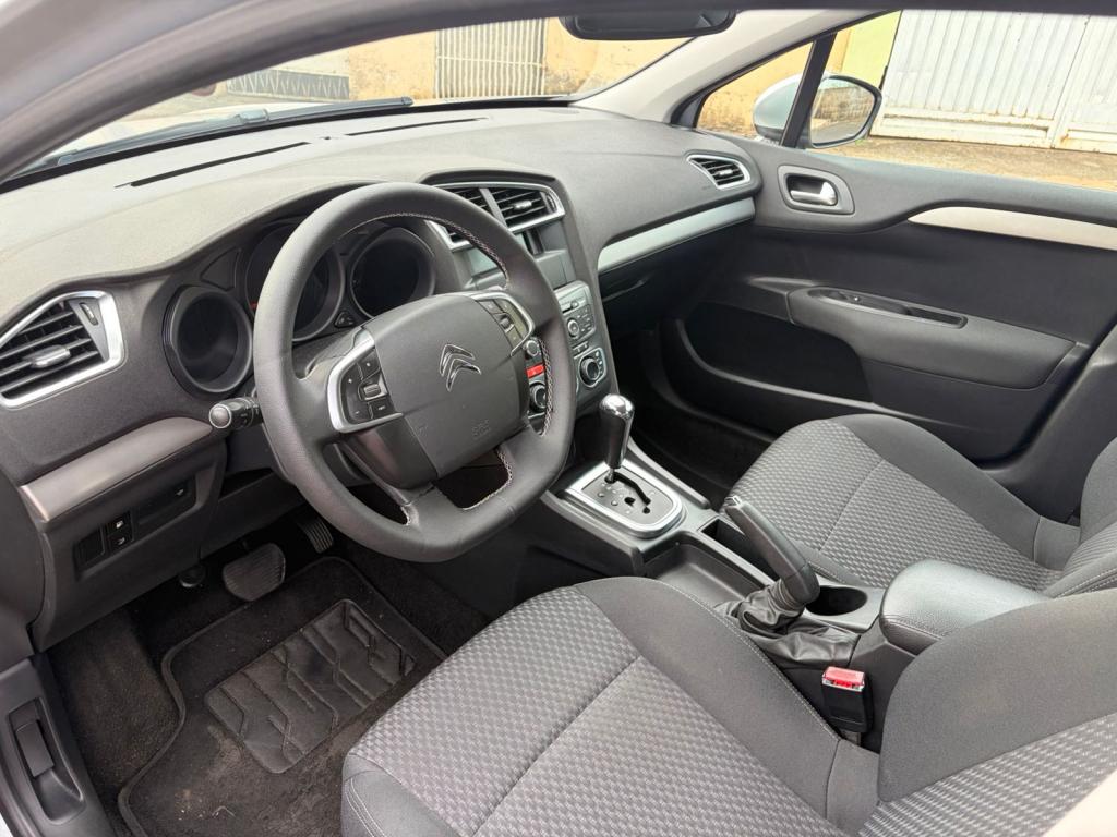 CITROEN C4 Sedan - Foto