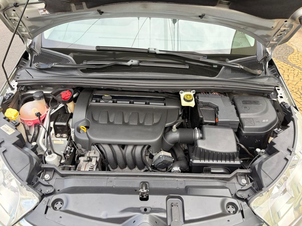 CITROEN C4 Sedan - Foto